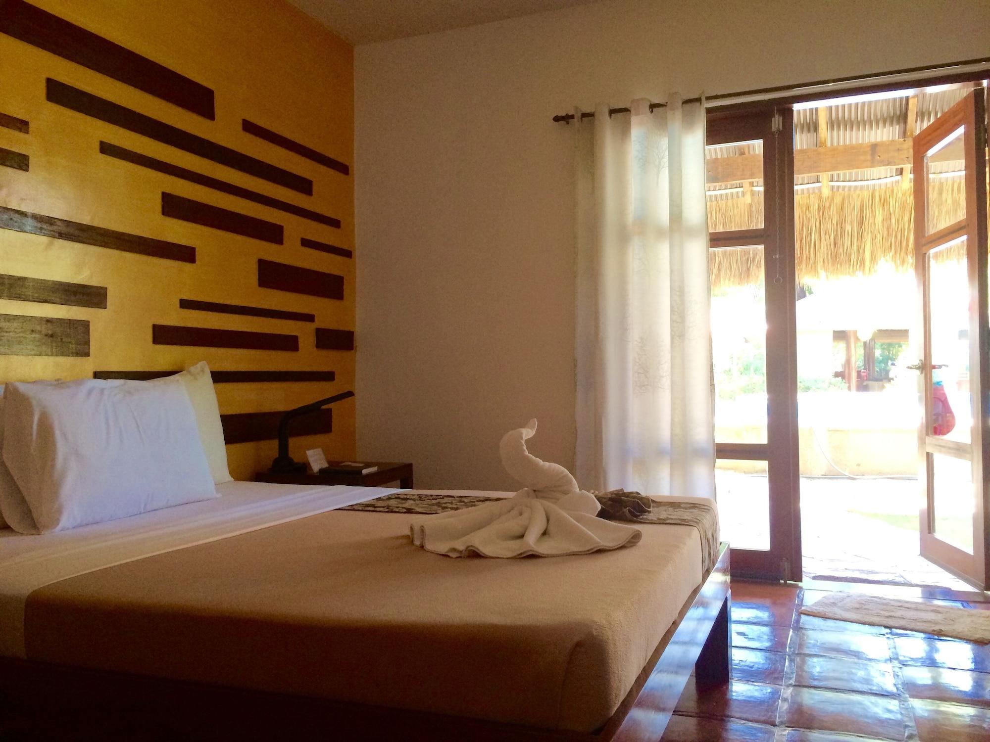 Acacia Tree Garden Hotel Puerto Princesa Buitenkant foto
