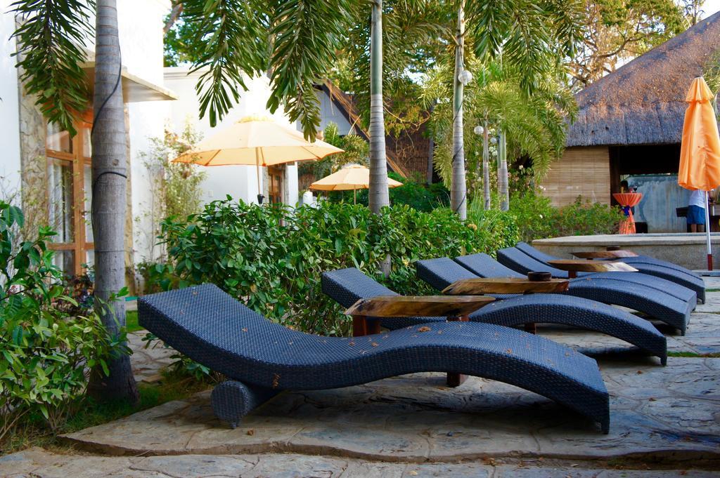 Acacia Tree Garden Hotel Puerto Princesa Buitenkant foto