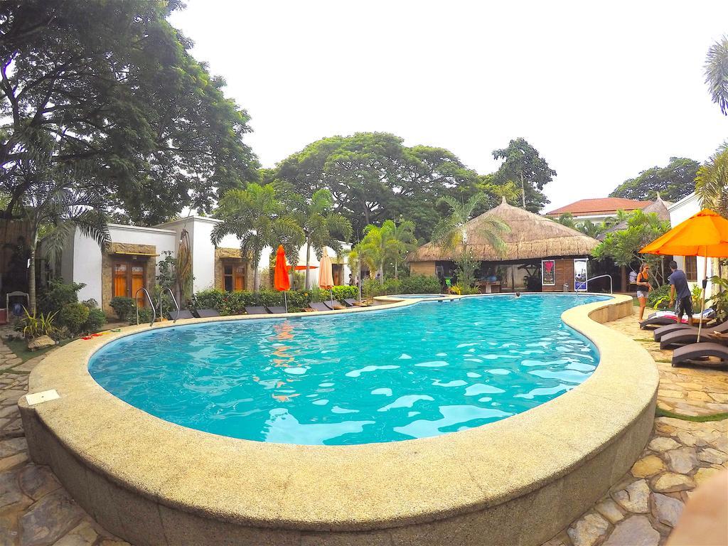 Acacia Tree Garden Hotel Puerto Princesa Buitenkant foto